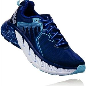 Gaviota running shoes
